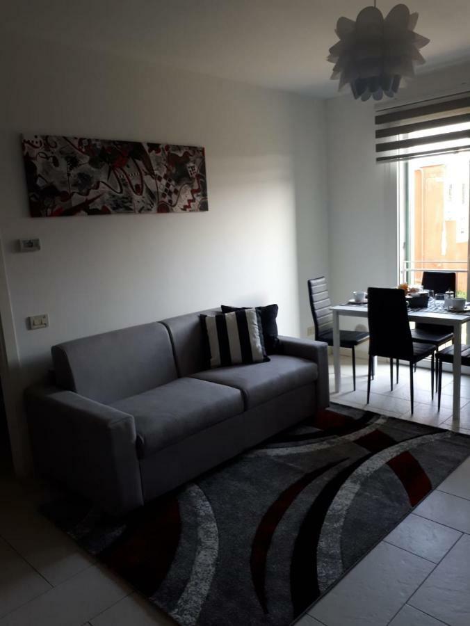 My Home Apartment Mira Exterior photo